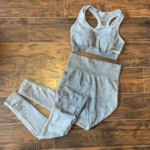 Gymshark Ombré Seamless Black/Light Grey Sports Bra and Leggings
